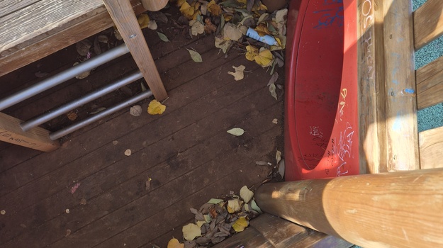 Očistite Kućicu u Dječjem Parku