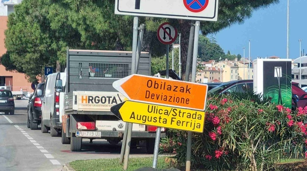 Uklonite obilazak A. Ferri ulice