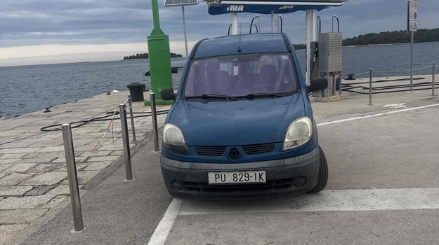 Zabrana parkiranja vozila