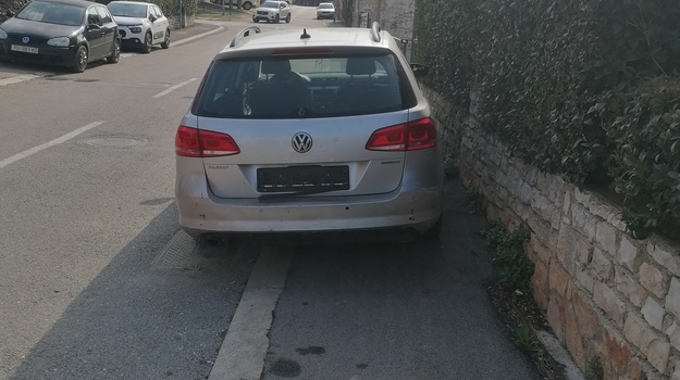 Neuspjeh uklanjanja automobila