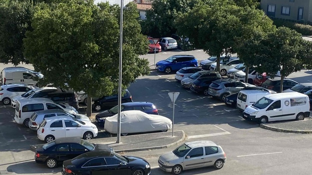 Stanarima odobren parking pristup