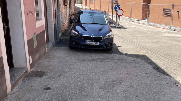 Zatvoren put prema Pećinama