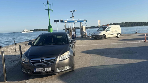 Parkiranje nije dopušteno