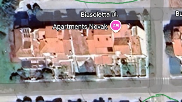 Ilegalne nadstrešnice na javnim površinama