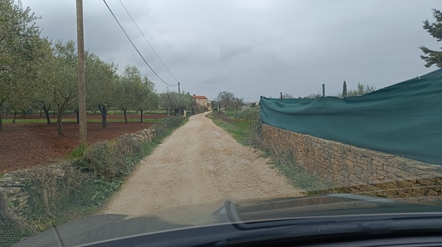 Neodgovorene prijave za popravak ceste