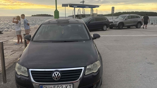 Zabranjeno parkirati ovdje