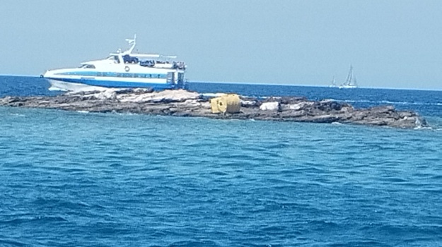 Mali Otok Muntrav
