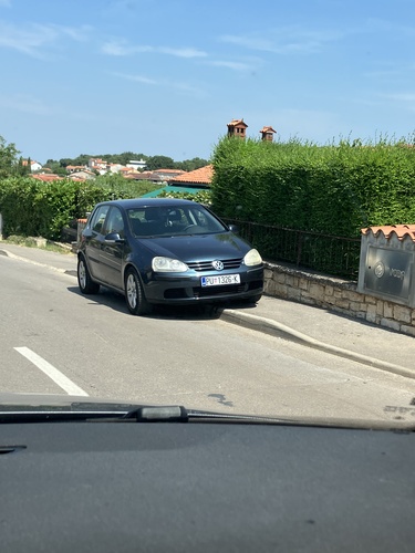 Ilegalno