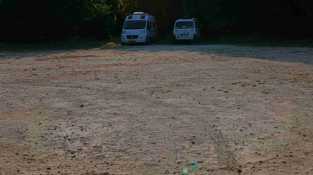 Kampiranje na Parkplatzu Kuvi