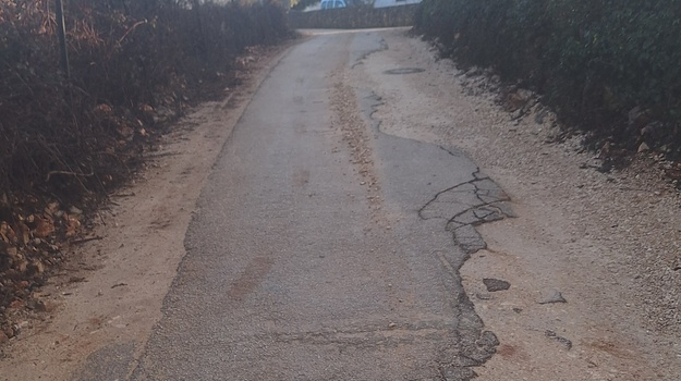 Hitna Obnova Ceste U Selu