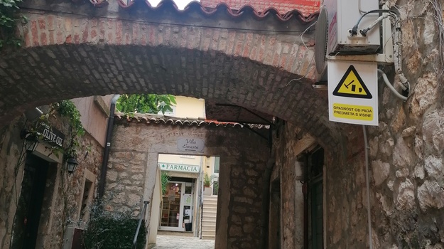 Sanacija ljekarne u Careri?