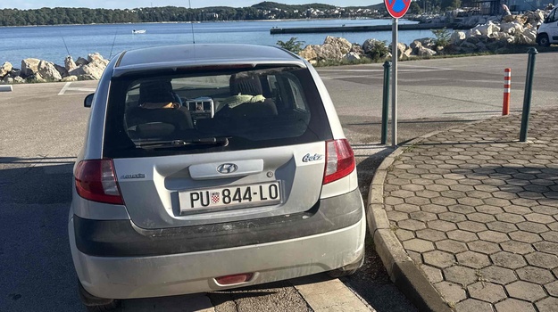 Zabranjeno Parkiranje Vozila