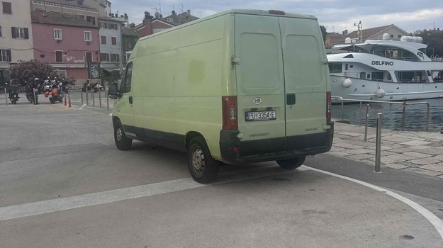 Parkiranje Nije Dopušteno