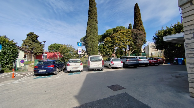 Kazniti vozača: zloporaba parkiranja