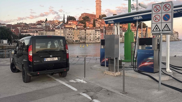 Parkiranje Nije Dopušteno