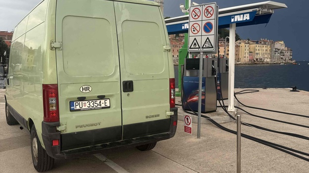Parkiranje Nije Dopušteno