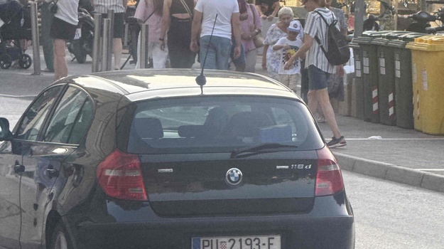 Zabrana parkiranja vozila
