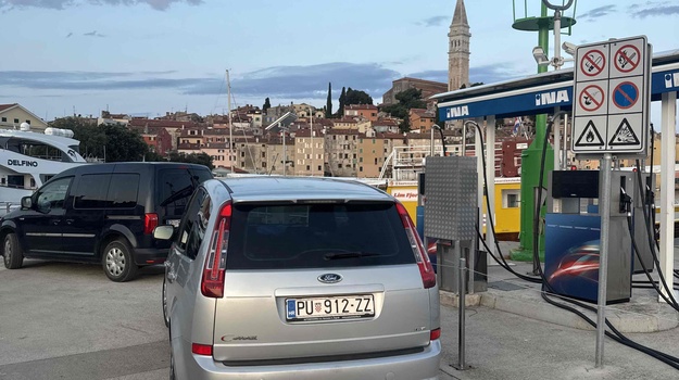 Parkiranje Nije Dopušteno