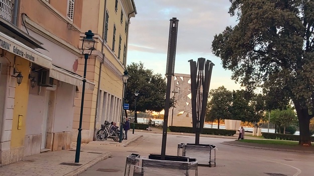 Ruglo u središtu grada