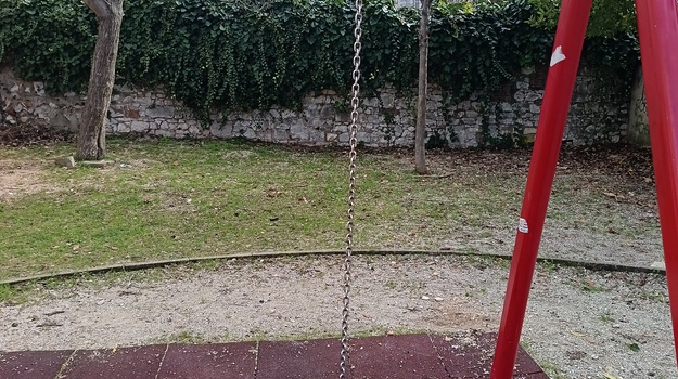 Ljuljačka Iza Nazorove Škole