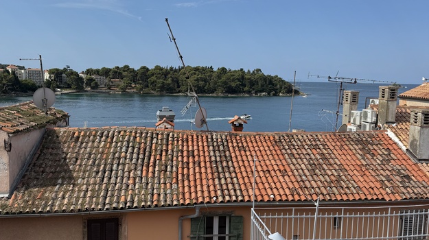 Oštećena antena prijeti pješacima