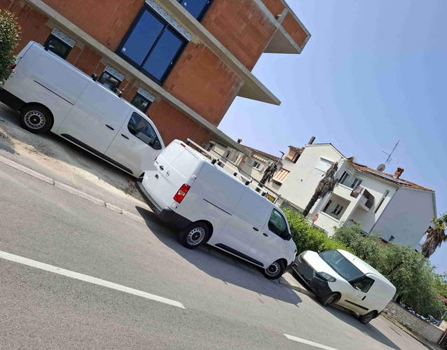 Plastični