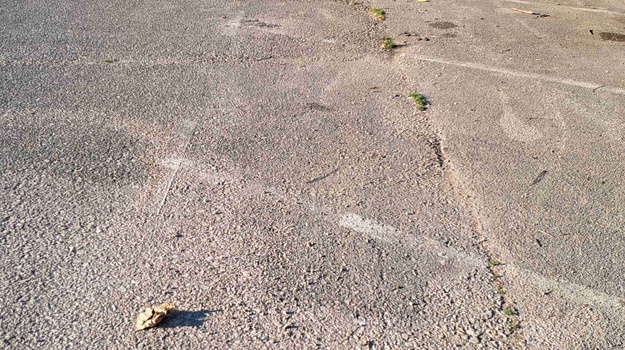 Nedopušteno kampiranje na parkiralištu